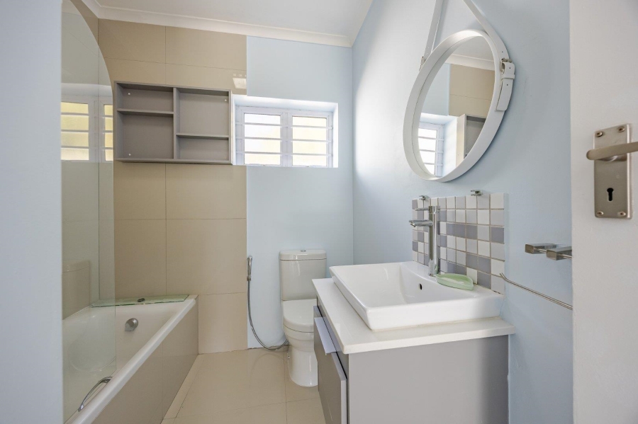 4 Bedroom Property for Sale in Zeekoevlei Western Cape